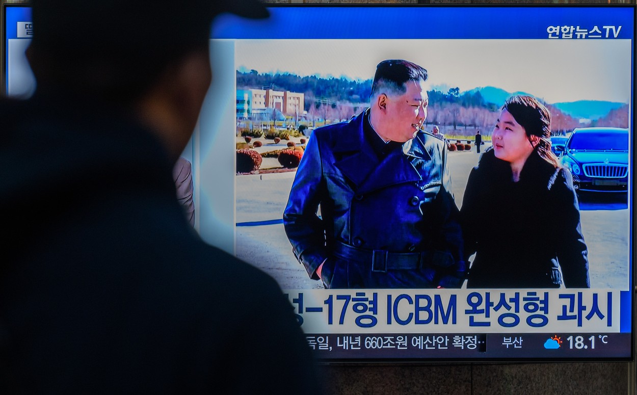 Cu cine a apărut Kim Jong Un la ultimul eveniment din Coreea de Nord. Semn puternic privind succesorul său la putere - Imaginea 3