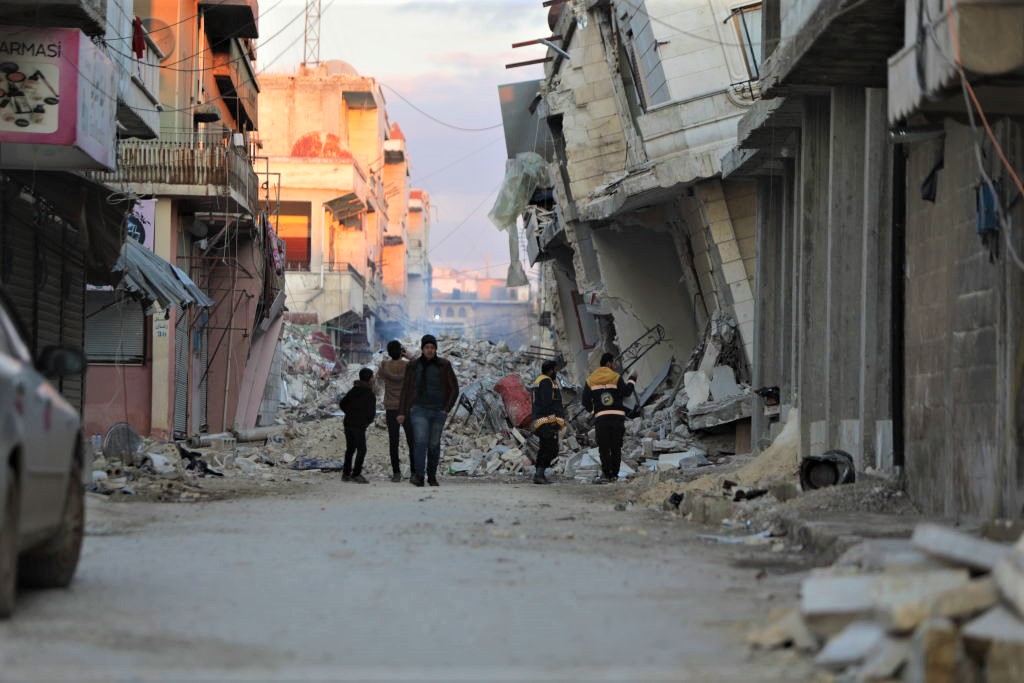 Ce a mai rămas din orașul sirian Alep, distrus vreme de 12 ani de un război civil, iar acum zguduit de cutremure devastatoare - Imaginea 1