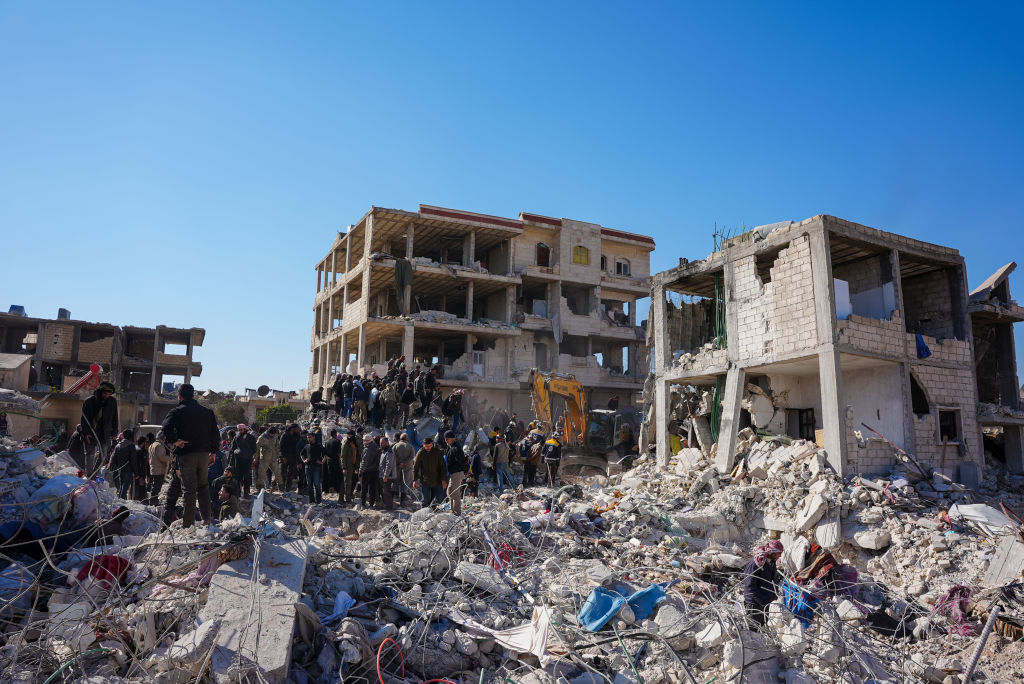 Ce a mai rămas din orașul sirian Alep, distrus vreme de 12 ani de un război civil, iar acum zguduit de cutremure devastatoare - Imaginea 5