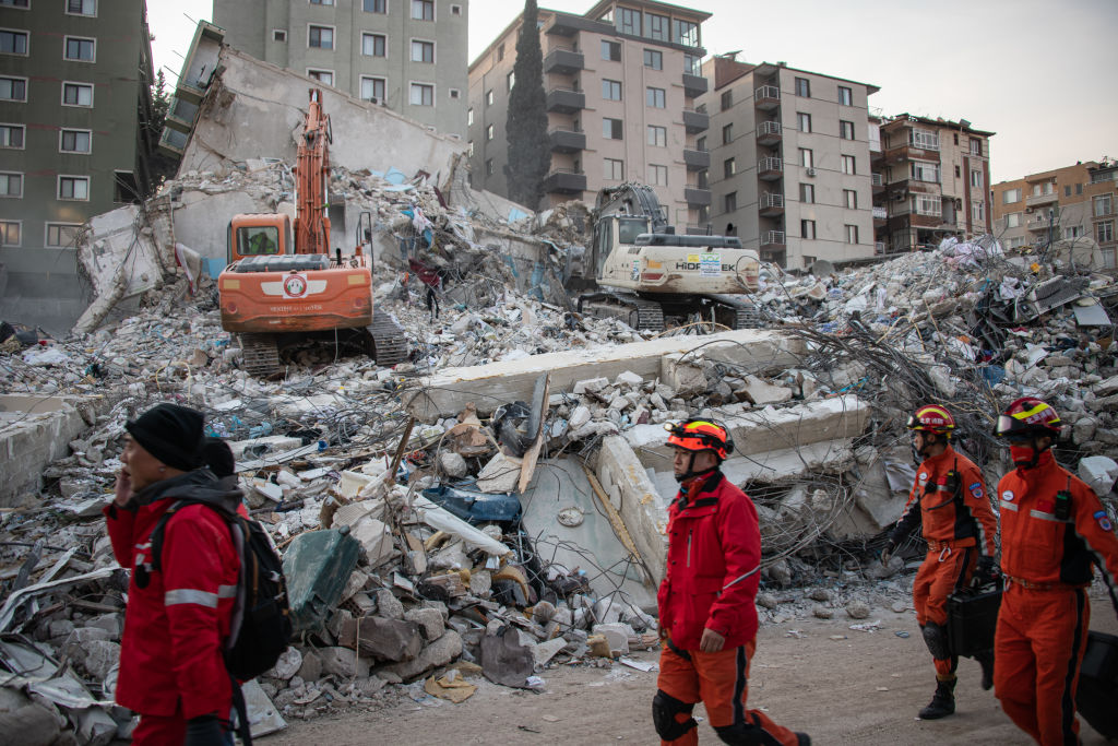 Salvări miraculoase la o săptămână după cutremurele devastatoare din Turcia şi Siria. Peste 36.000 de oameni au murit - Imaginea 7