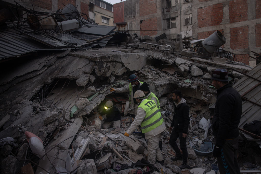 Cutremure în Turcia și Siria: Continuă salvările miraculoase chiar și după mai bine de 200 de ore | GALERIE FOTO - Imaginea 7