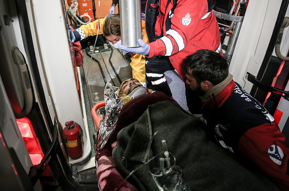 Bărbat scos de sub dărâmături la 278 de ore după cutremurele din Turcia. A supraviețuit nopți cu -15 grade. VIDEO - Imaginea 4