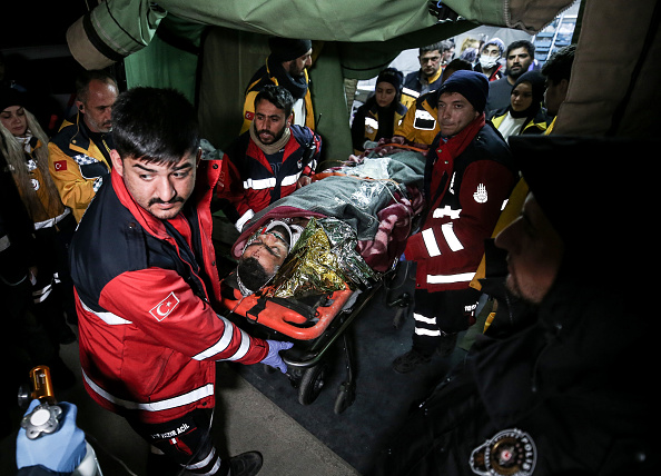 Bărbat scos de sub dărâmături la 278 de ore după cutremurele din Turcia. A supraviețuit nopți cu -15 grade. VIDEO - Imaginea 5