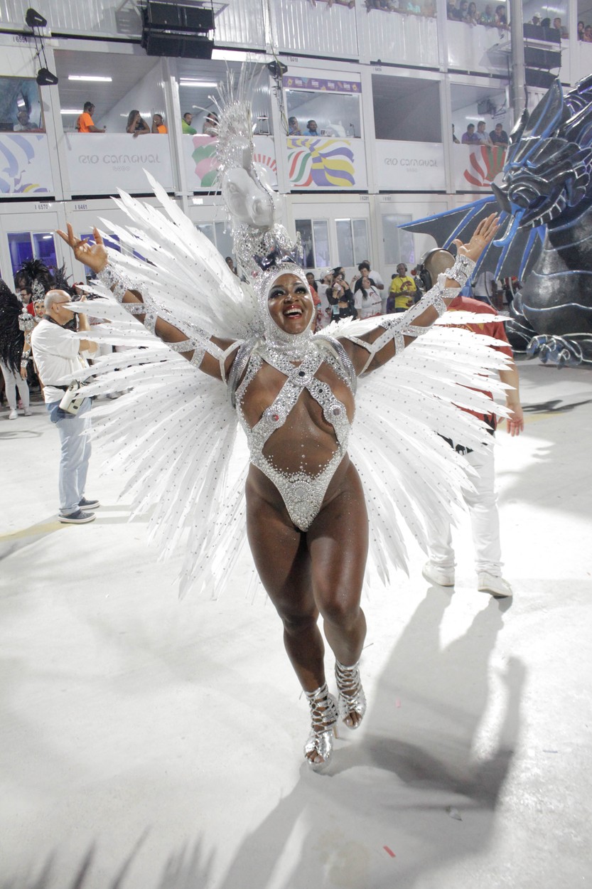 A început Carnavalul de la Rio. Spectacolul se anunţă grandios | GALERIE FOTO - Imaginea 8