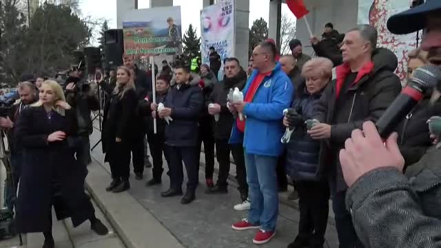 ”Marele” miting al pro-rușilor de la Chişinău s-a încheiat după doar o oră şi jumătate, cu lansarea unor porumbei - Imaginea 3