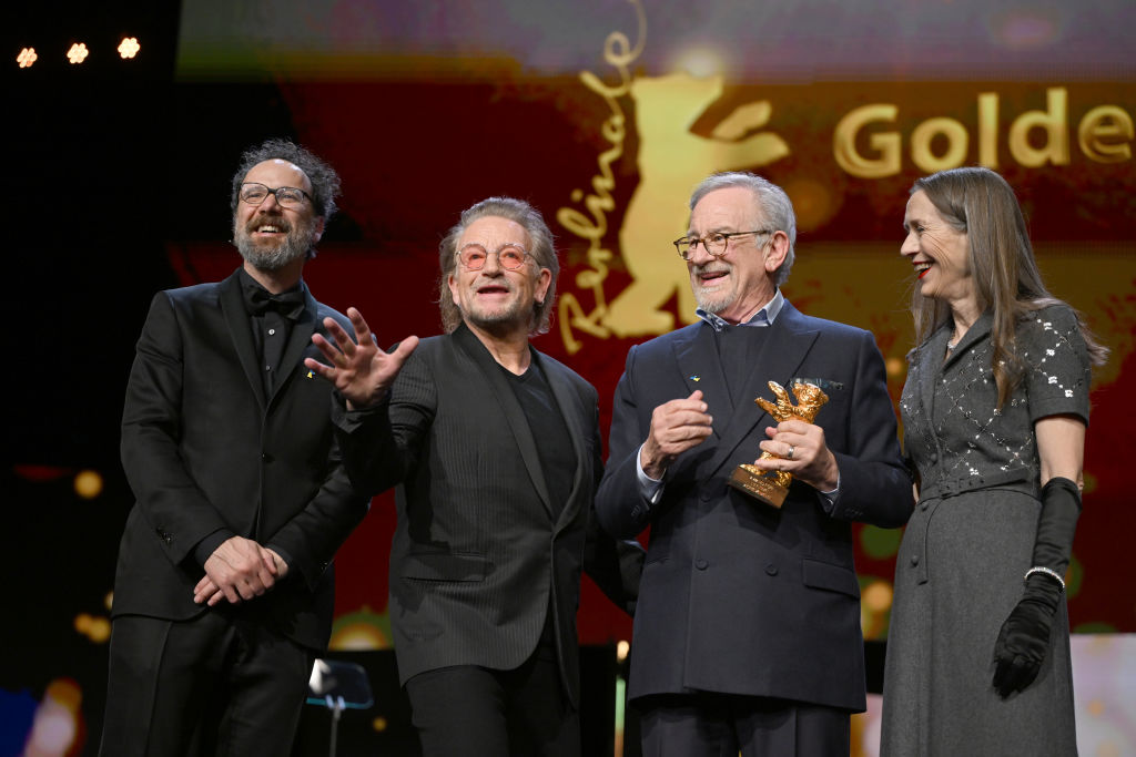 Steven Spielberg a primit Ursul de Aur pentru întreaga carieră, la Festivalul de film de la Berlin. GALERIE FOTO - Imaginea 7