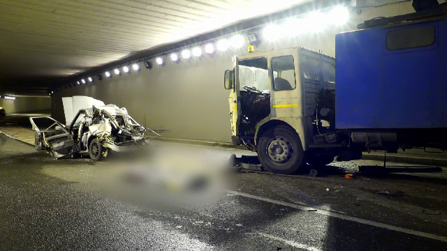 Tragedie produsă de un șofer începător care a condus cu viteză în Timișoara. Doi tineri de 20 de ani au murit - Imaginea 4