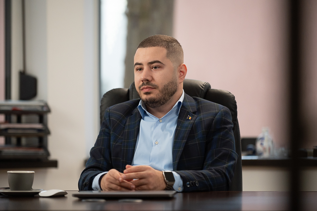 O nouă ediție ”Șef sub acoperire”, diseară, de la ora 22:30. Bogdan Dumitrache (SSG): „Sunt un exigent, dar corect!” - Imaginea 3