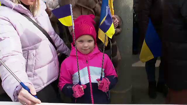 O mie de ucraineni au manifestat la Constanța. Refugiată: “Am trecut prin toate chinurile Iadului”. Cum au mulțumit României - Imaginea 9