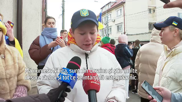 O mie de ucraineni au manifestat la Constanța. Refugiată: “Am trecut prin toate chinurile Iadului”. Cum au mulțumit României - Imaginea 13