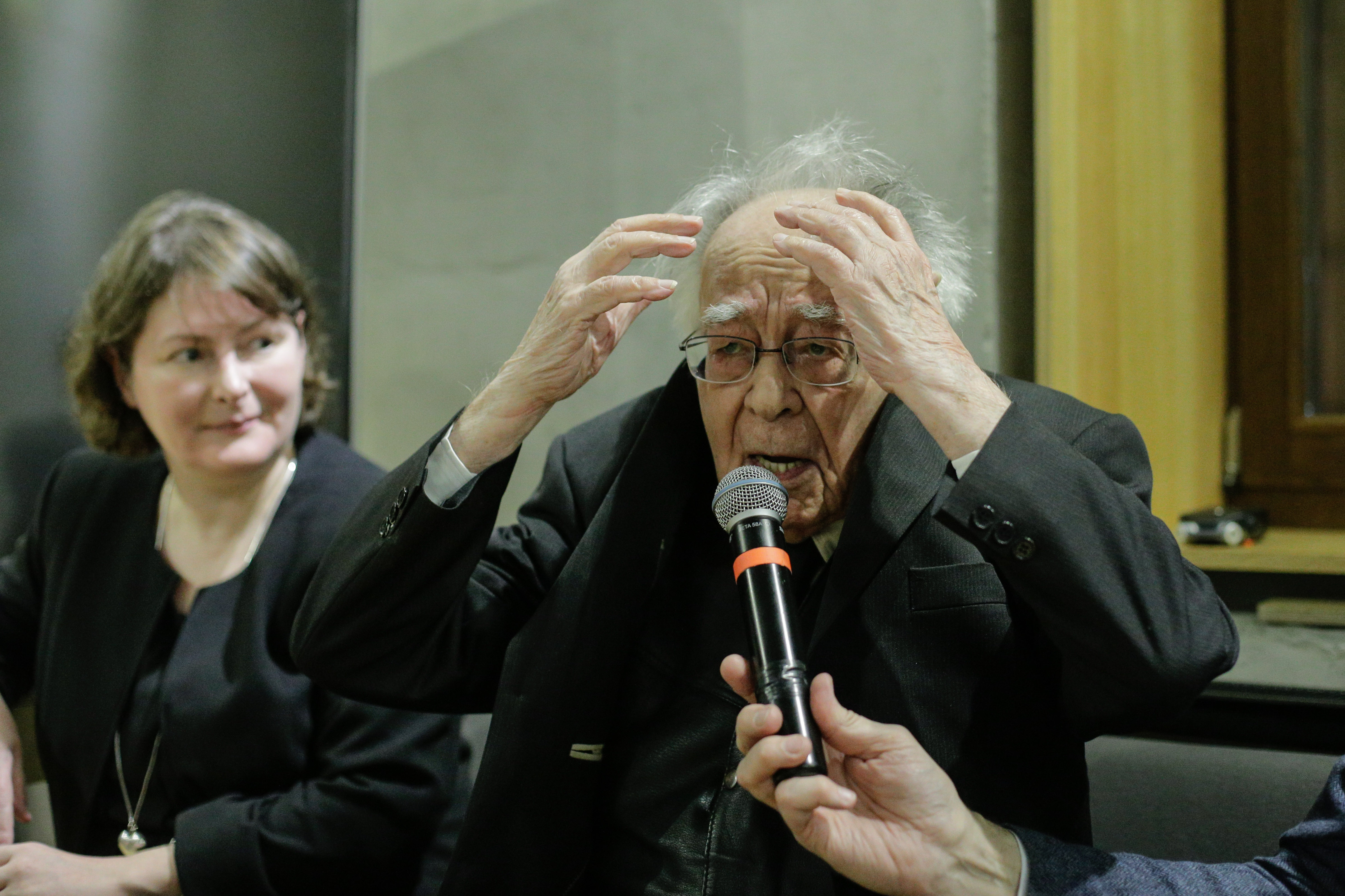 Reacții după moartea filosofului Mihai Șora. Mircea Cărtărescu: „Mihai Șora nu mai este. Odihnească-se în pace” | FOTO - Imaginea 3
