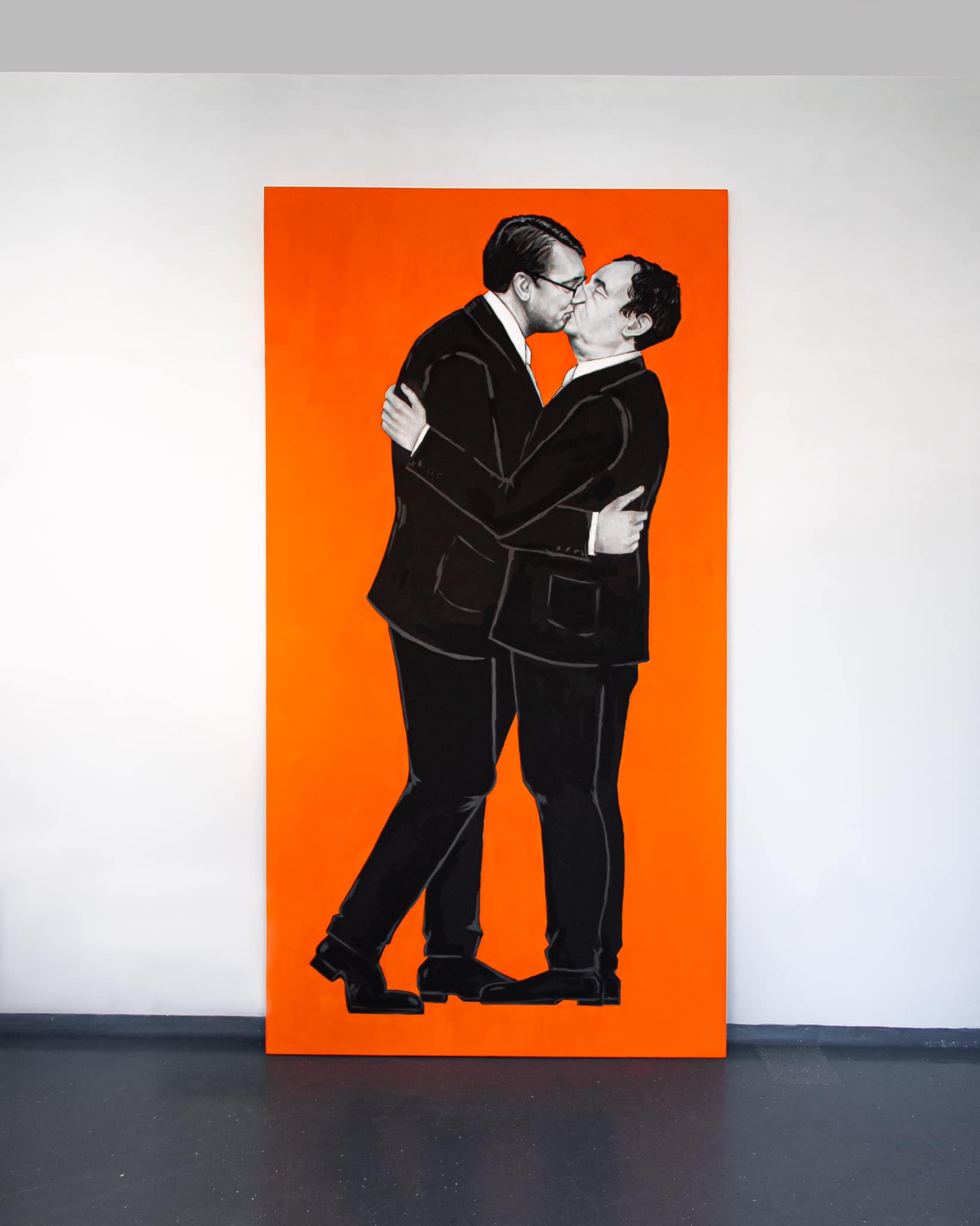 Ce a pățit o artistă după ce i-a pictat pe preşedintele sârb şi premierul kosovar sărutându-se GALERIE FOTO - Imaginea 1