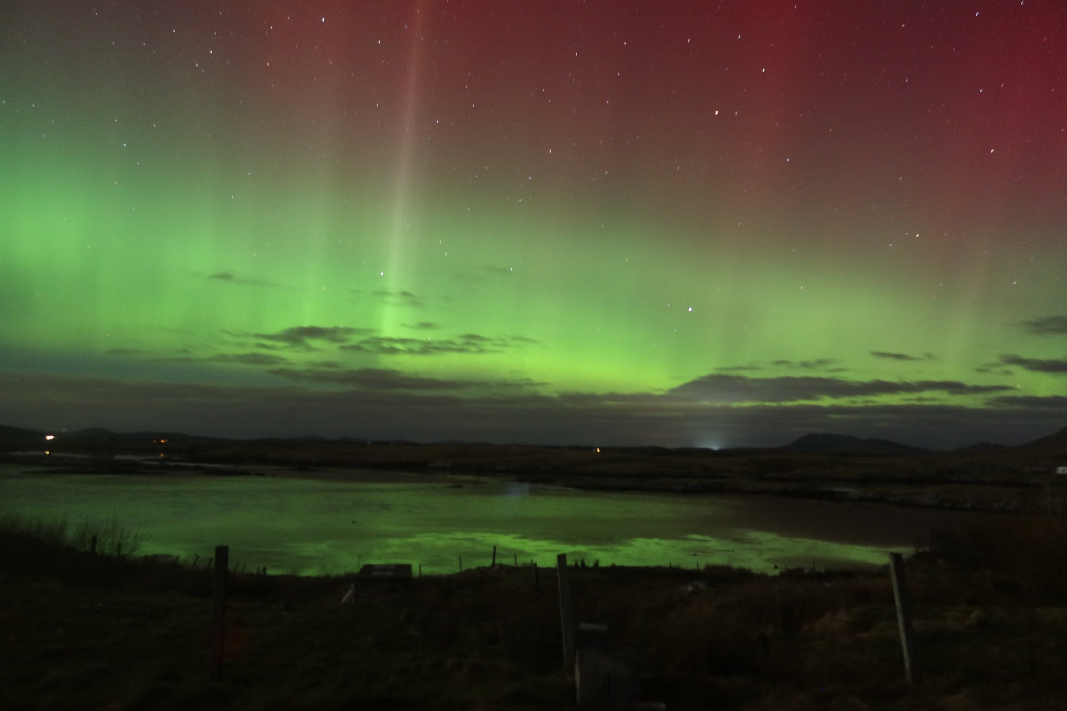 Imagini spectaculoase cu aurora boreală, surprinse pe cerul din Marea Britanie GALERIE FOTO - Imaginea 1