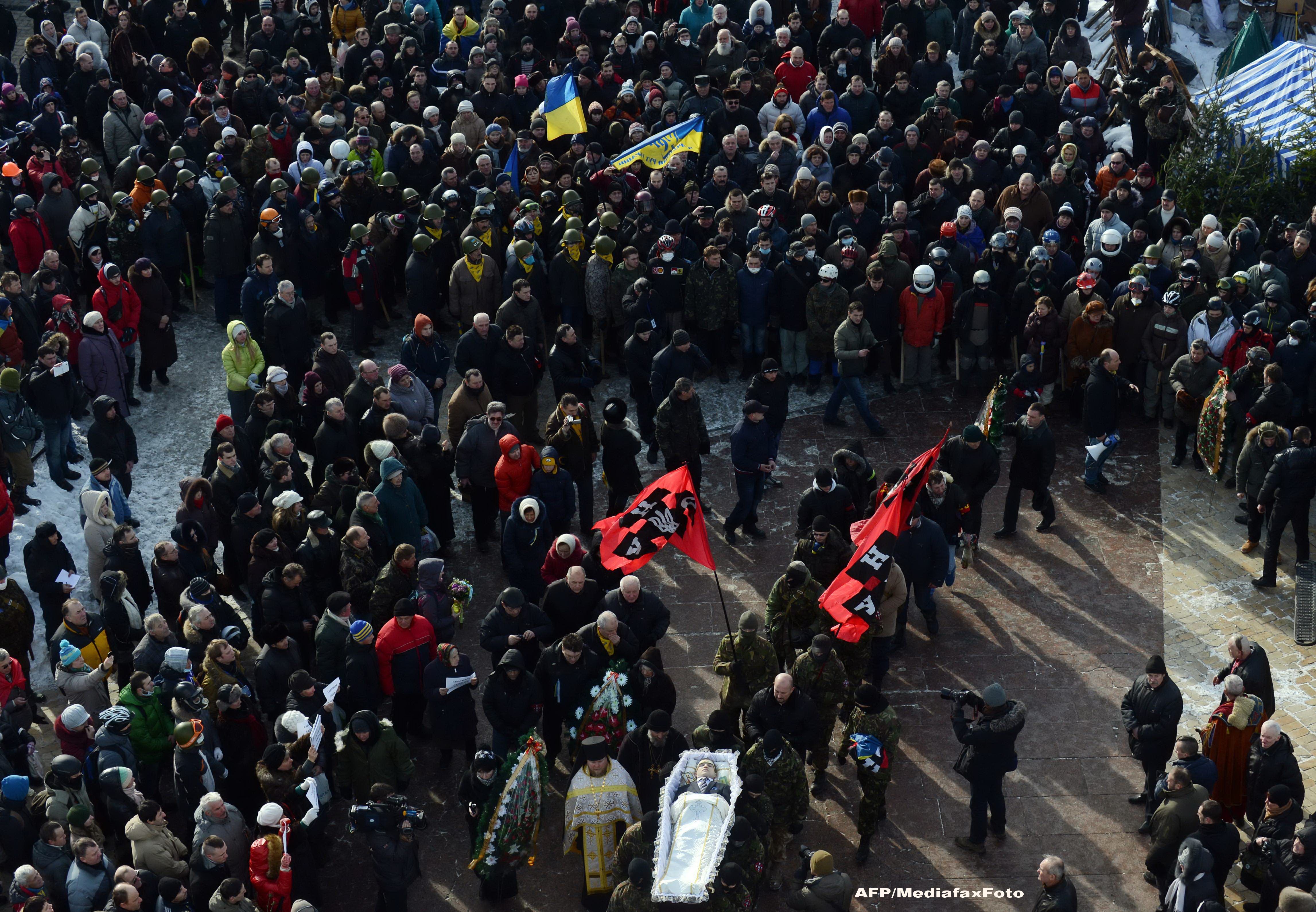 Euromaidan, revolutia care si-a luat numele de la un hashtag de pe internet. Momentele cheie ale celor 3 luni de revolte - Imaginea 9
