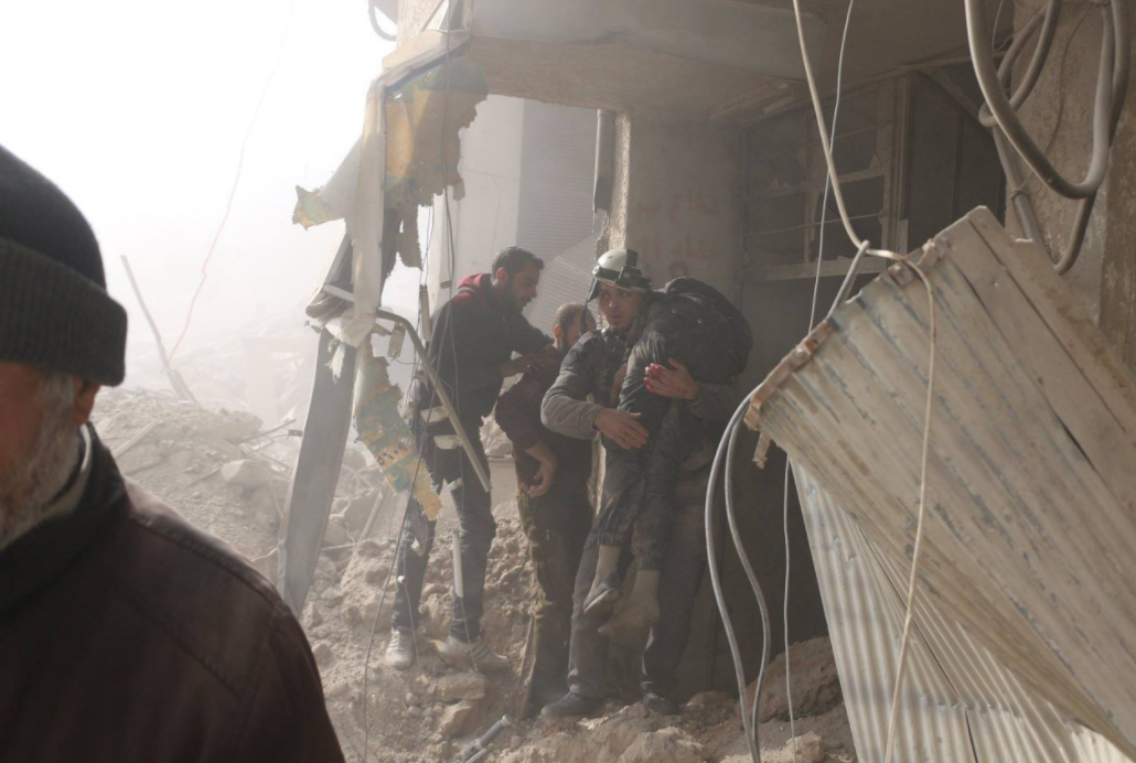 Cel puțin 24 de civili, între care 10 copii, uciși în raiduri aeriene lângă Damasc