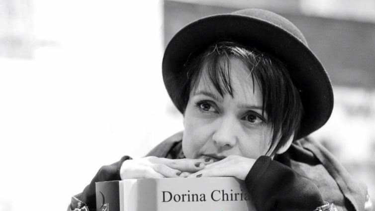 Dorina Chiriac: Cer statului să nu mă oblige să aleg între mâncarea copilului şi asigurarea lui medicală