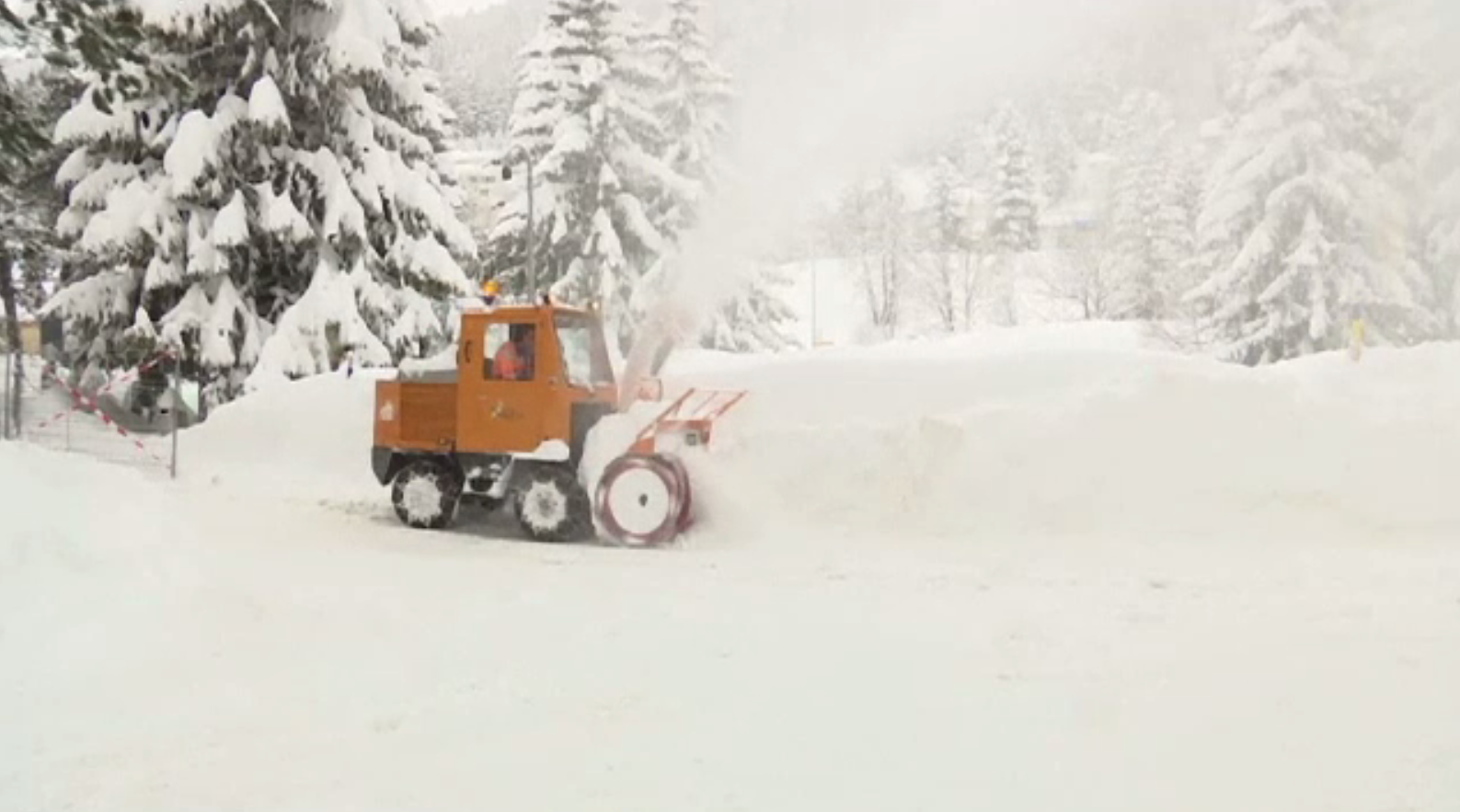 Forumul Economic Mondial de la Davos, în pericol din cauza ninsorilor abundente din acest an