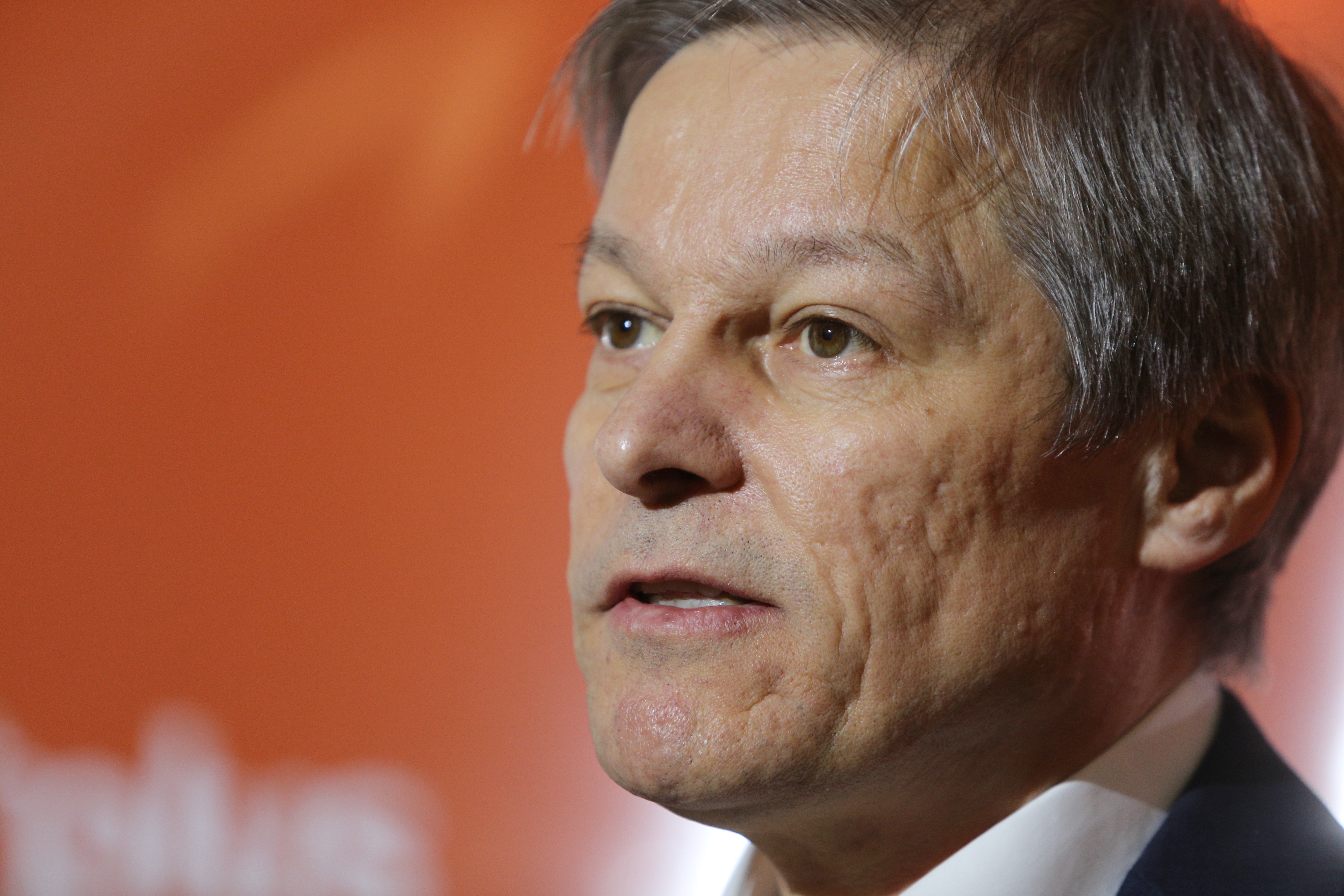 Cioloș a explicat de ce va vota împotriva Rovanei Plumb: ”Intuiesc că vom fi acuzaţi”