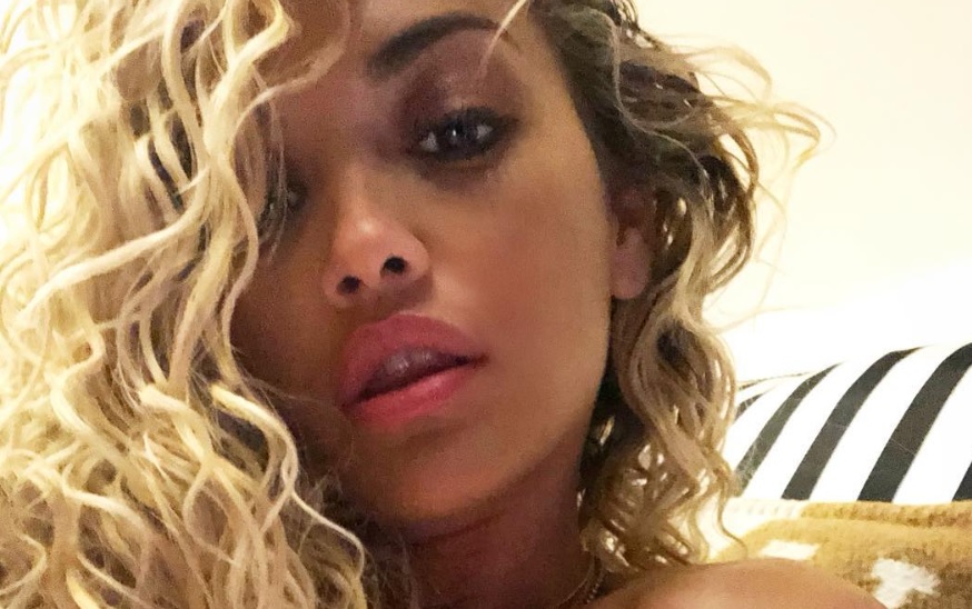 Rita Ora a „îndoit” fereastra când și-a modificat o poză postată pe Instagram. Fanii au criticat-o - Imaginea 6