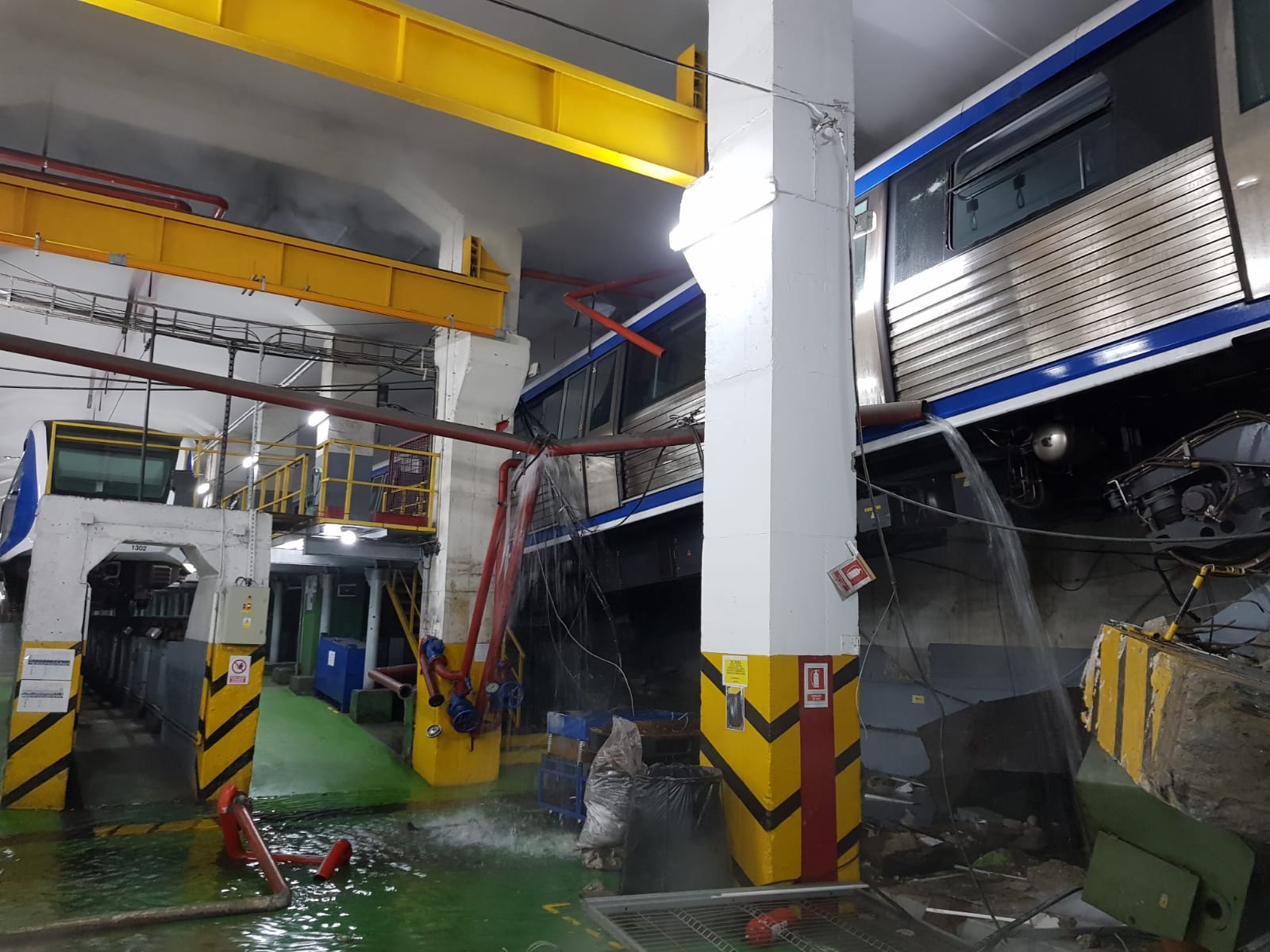 Raportul privind ”metroul zburător” din Depoul Berceni, finalizat. Cine este de vină pentru accident - Imaginea 2