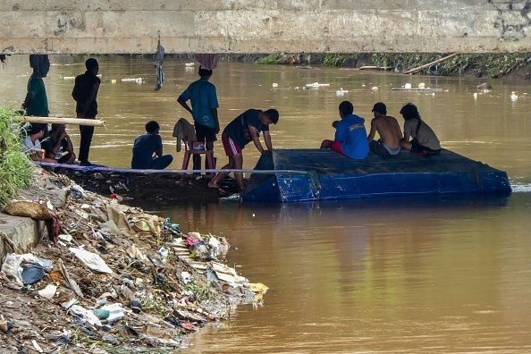 Inundații grave în Indonezia, în zona capitalei. Cel puțin 53 de persoane au murit - Imaginea 11
