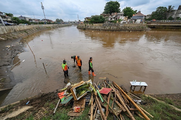 Inundații grave în Indonezia, în zona capitalei. Cel puțin 53 de persoane au murit - Imaginea 7