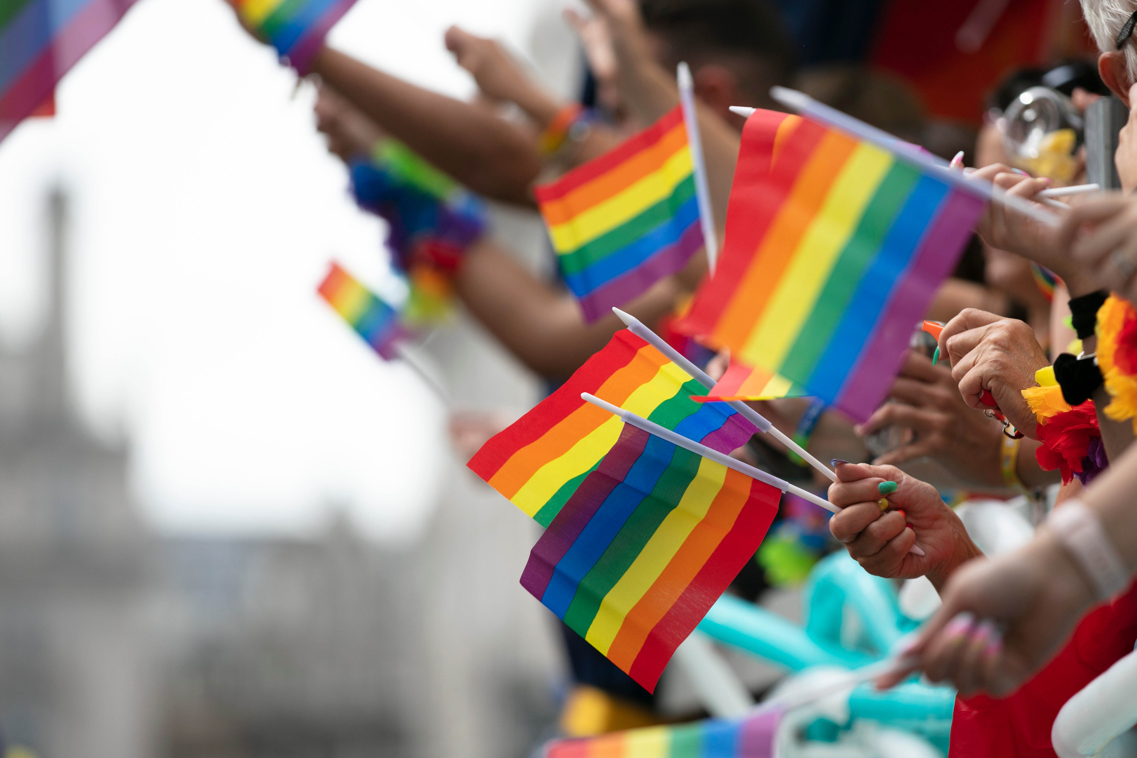 România, amendată de CEDO pentru că a încălcat drepturile persoanelor transgender