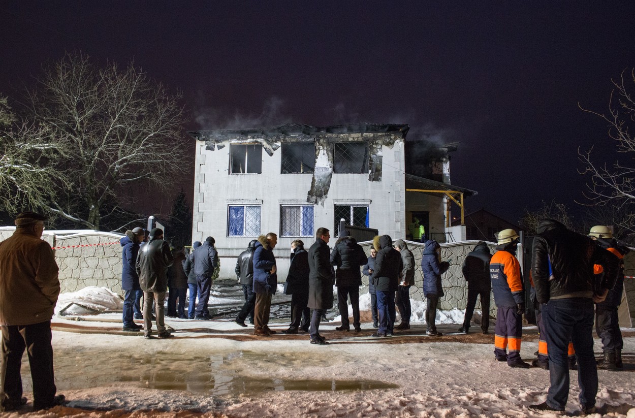 Incendiu uriaș la un cămin de bătrâni din Ucraina. Sunt 15 morți și 11 răniți - Imaginea 2