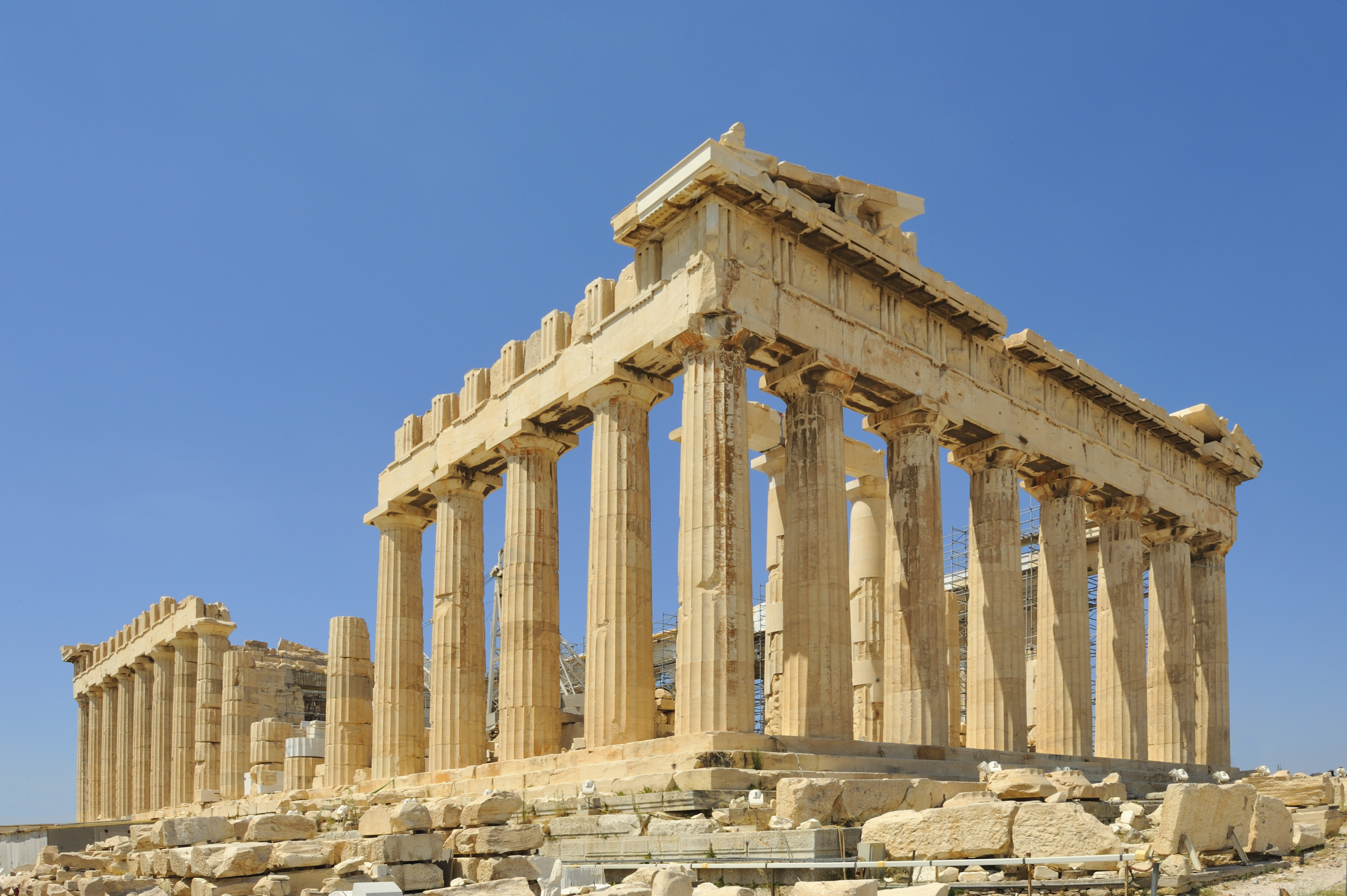 Italia împrumută Greciei un fragment din friza Parthenonului