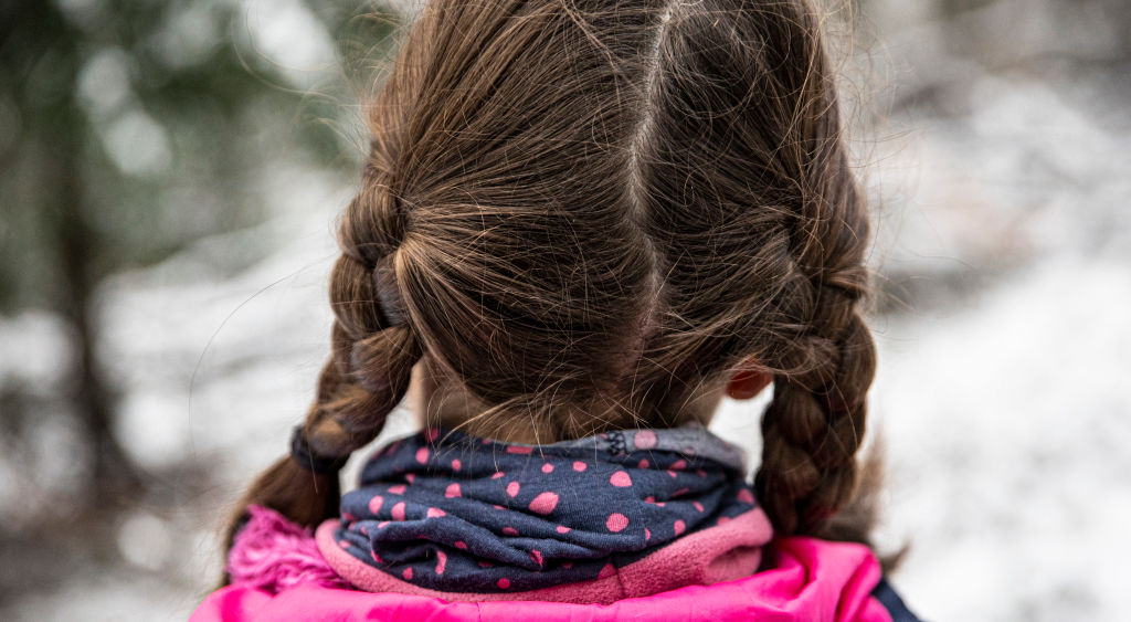 Fetiță de 9 ani din România, violată și căsătorită de trei ori după ce a fost făcută sclavă în Anglia