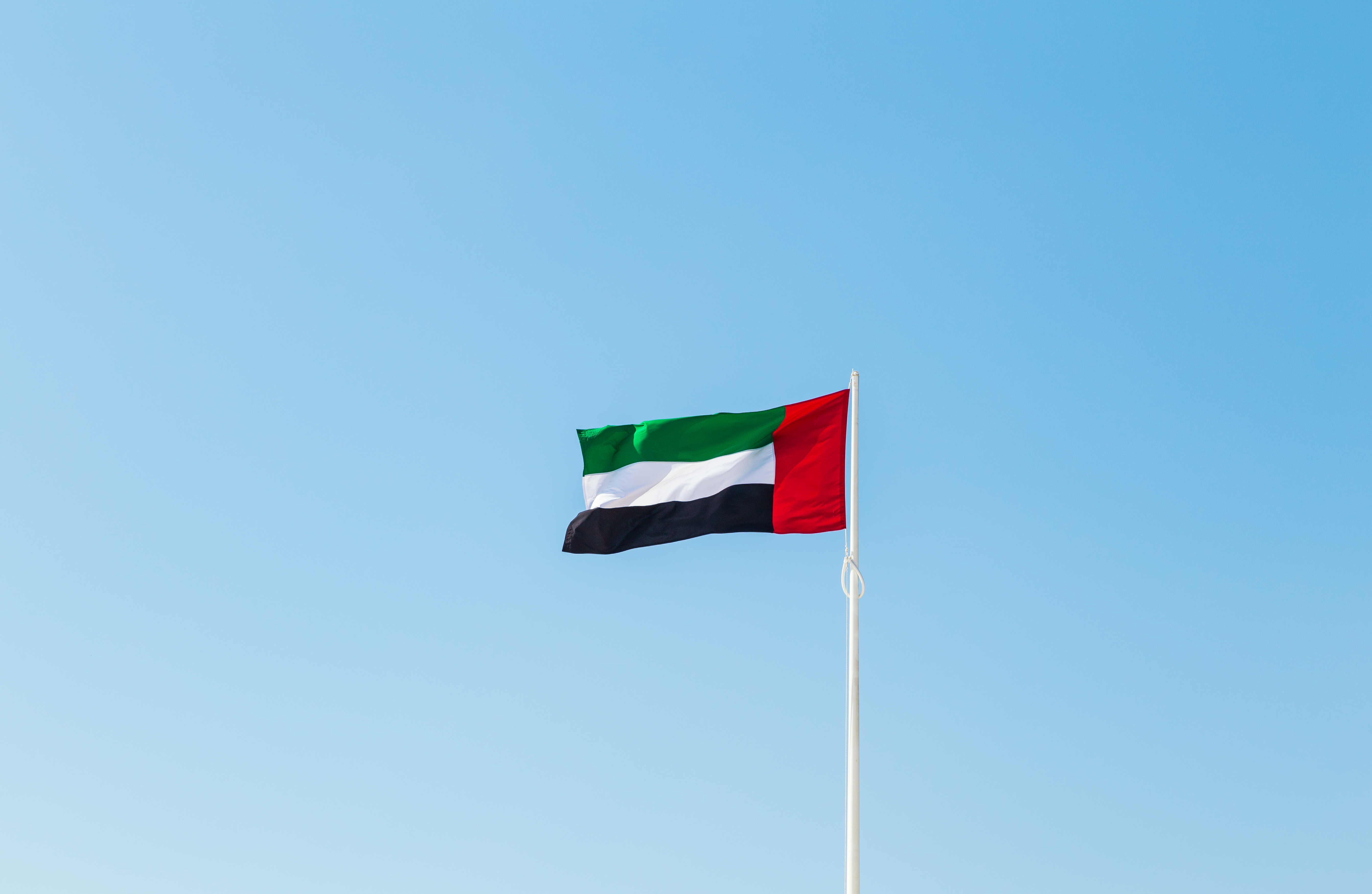 Atac în Emirate. SUA promit că îi vor face „să dea socoteală