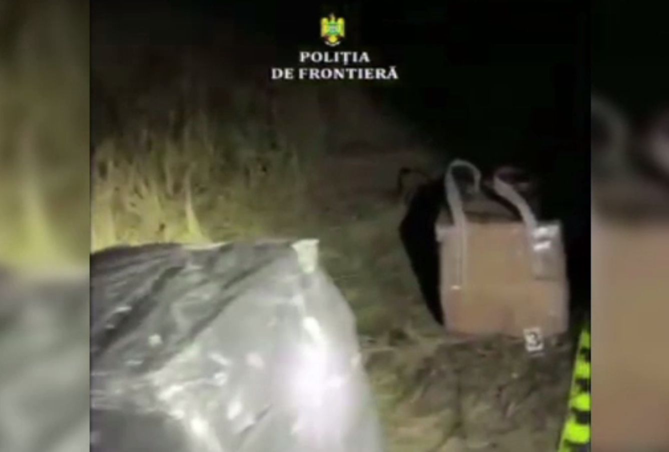 Contrabandiștii, puși pe fugă cu focuri de armă, în Botoșani. Au abandonat marfa de valoare 91.000 de lei