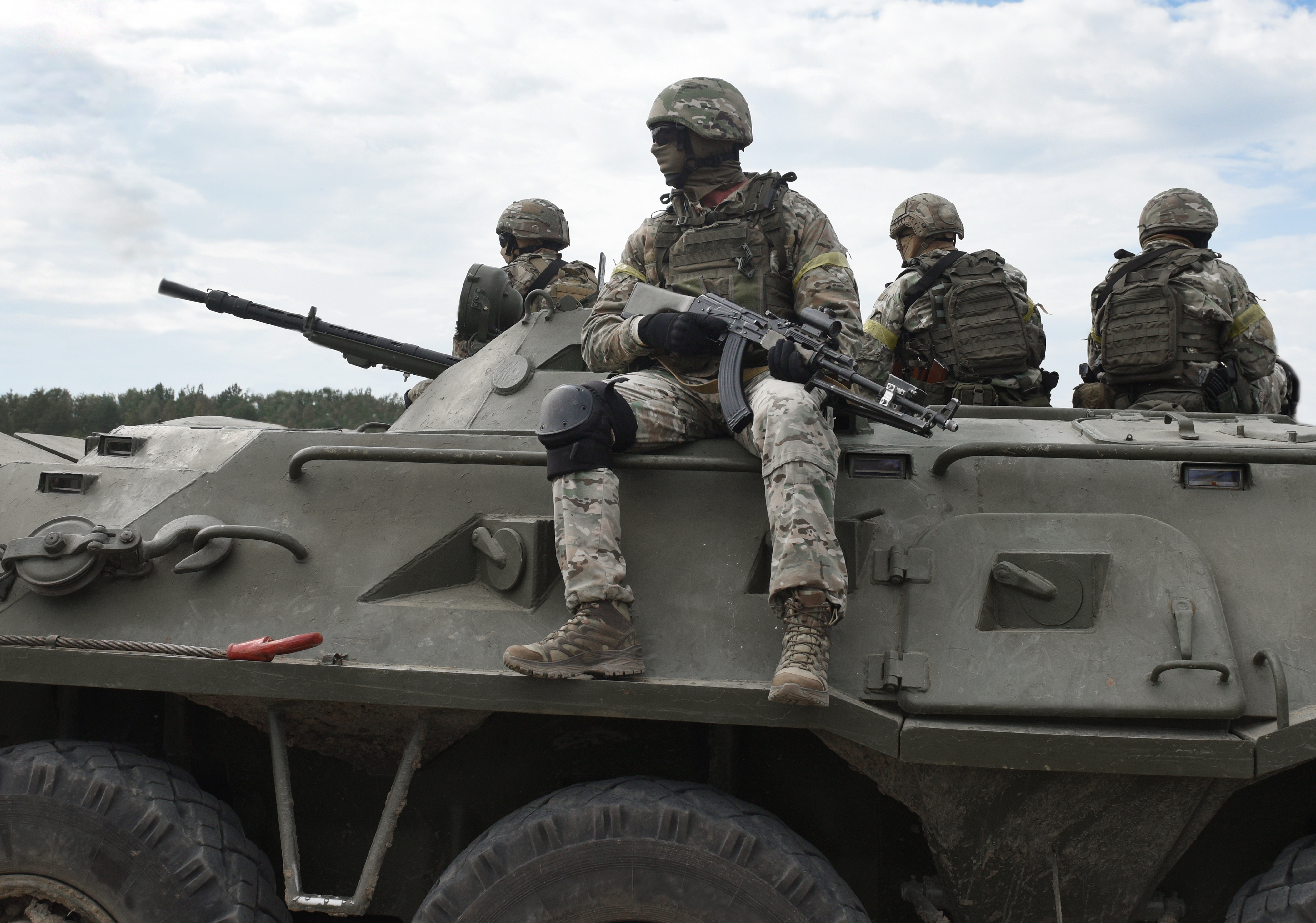 Criza din Ucraina. SUA iau în considerare mutarea unor trupe din Europa de Vest în Europa de Est