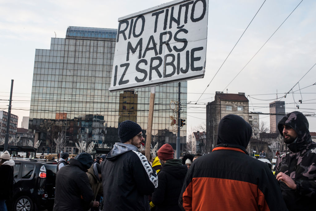 Serbia renunţă la proiectul exploatării de litiu de către compania Rio Tinto