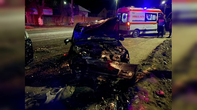 Accident în Dragodana, județul Dâmbovița. Trei persoane au ajuns de urgență la spital