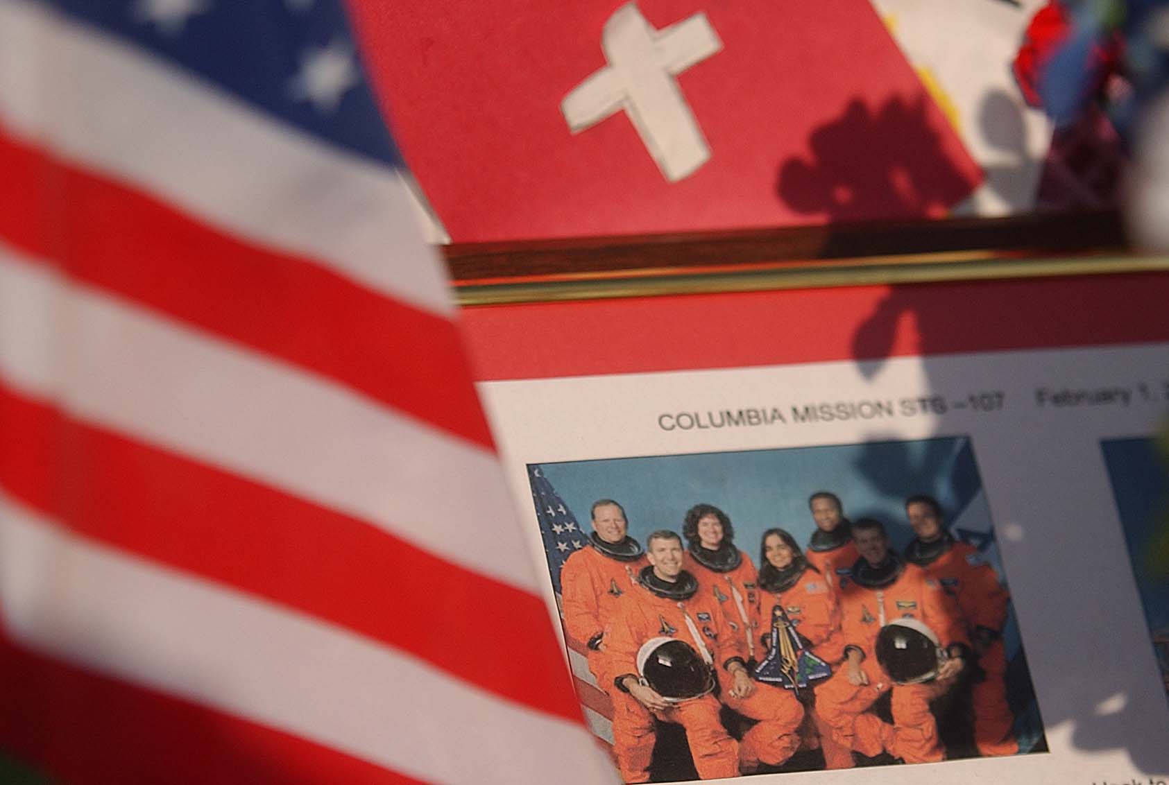 Se împlinesc 20 de ani de la explozia navetei Columbia, o tragedie care a curmat viaţa a şapte astronauţi | VIDEO ȘOCANT - Imaginea 5