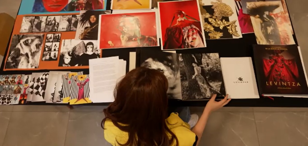 Noua tehnică prin care artiștii vizuali adaugă elemente AI peste fotografii reale. Expoziția dedicată generației creative