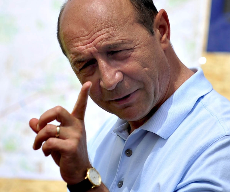 Neculai Ontanu si Anghel Iordanescu, inaintati in grad de Basescu