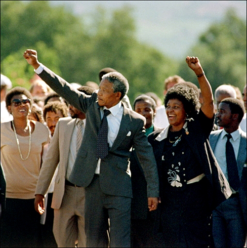 Nelson Mandela a implinit 92 de ani