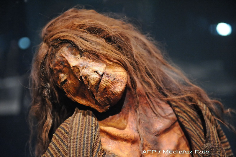 Bebelusul-mumie! Are 6.500 de ani - Imaginea 2