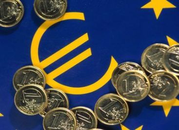 Referinta BNR pentru euro ajunge la maximul din acest an. Francul, la un nou record istoric