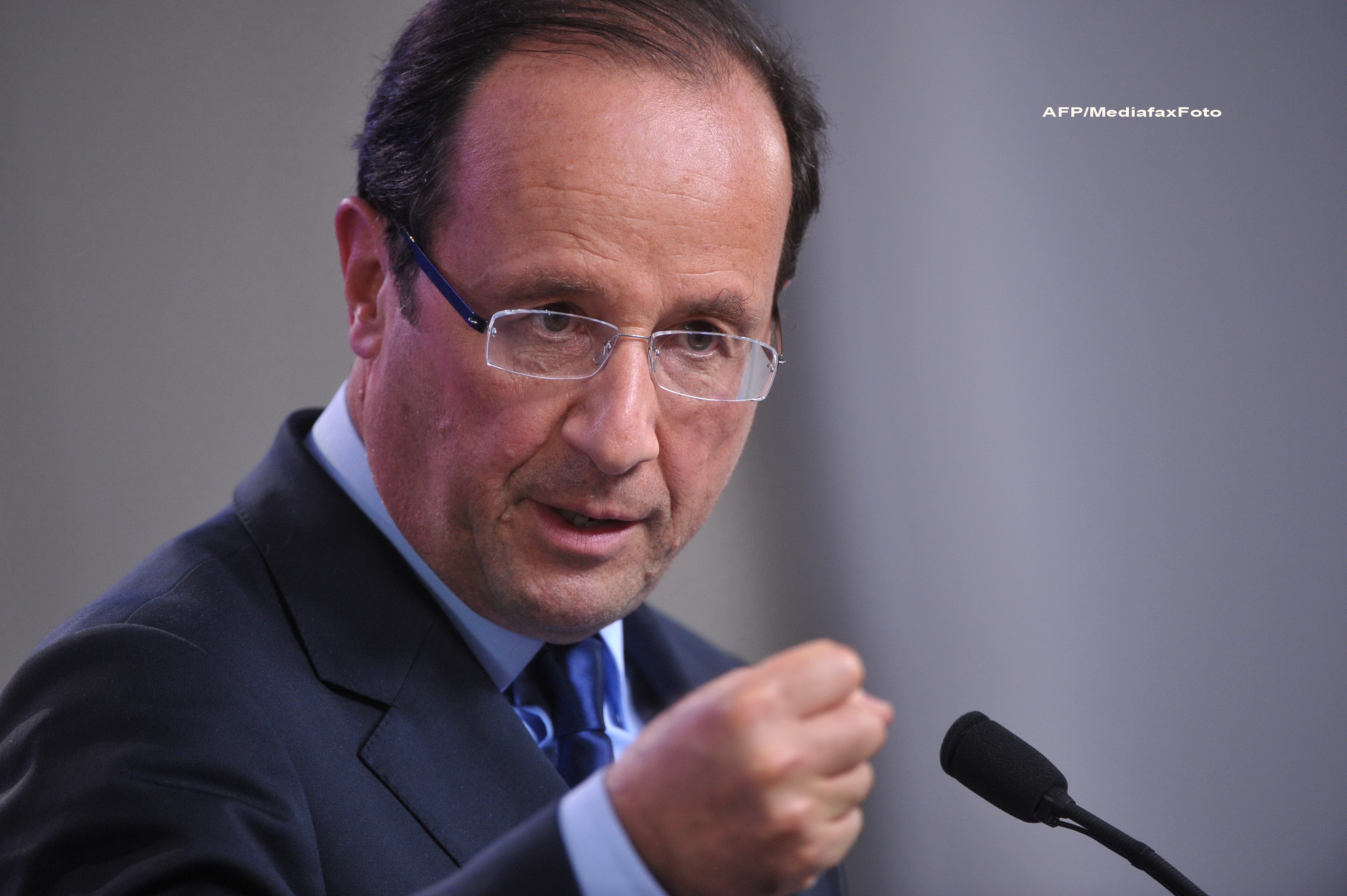 Francois Hollande, catre David Cameron: 