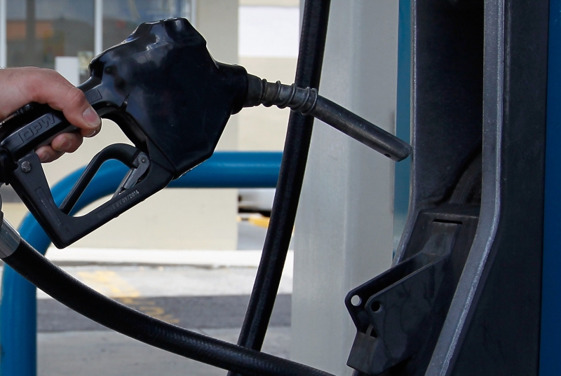 Analisti: Pretul benzinei ar putea creste in Romania, ca efect secundar al conflictului din Siria