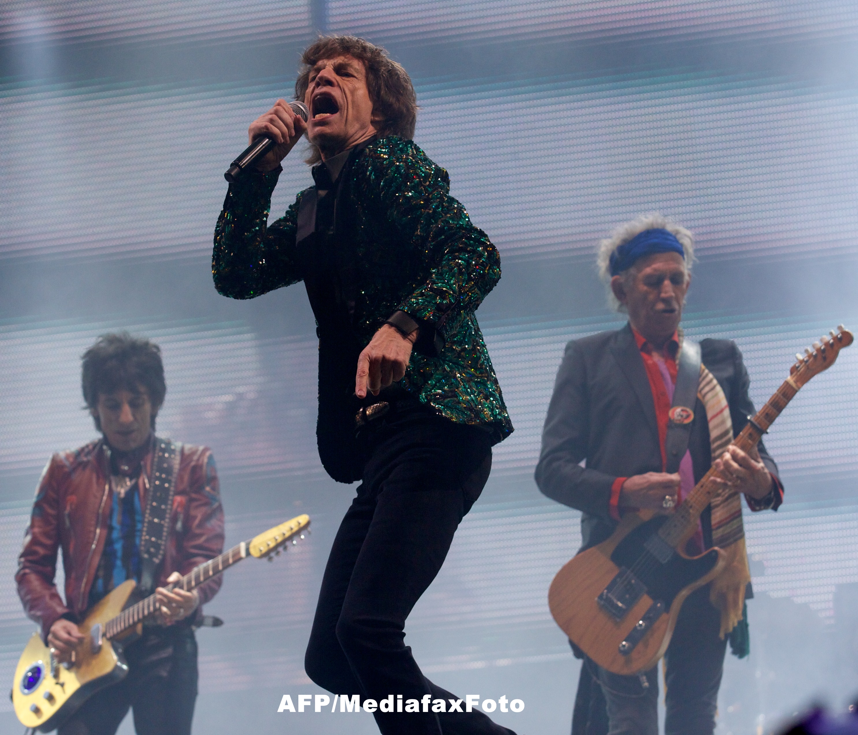 Festivalul Glastonbury s-a incheiat triumfator cu Rolling Stones, invitati pentru prima data. VIDEO