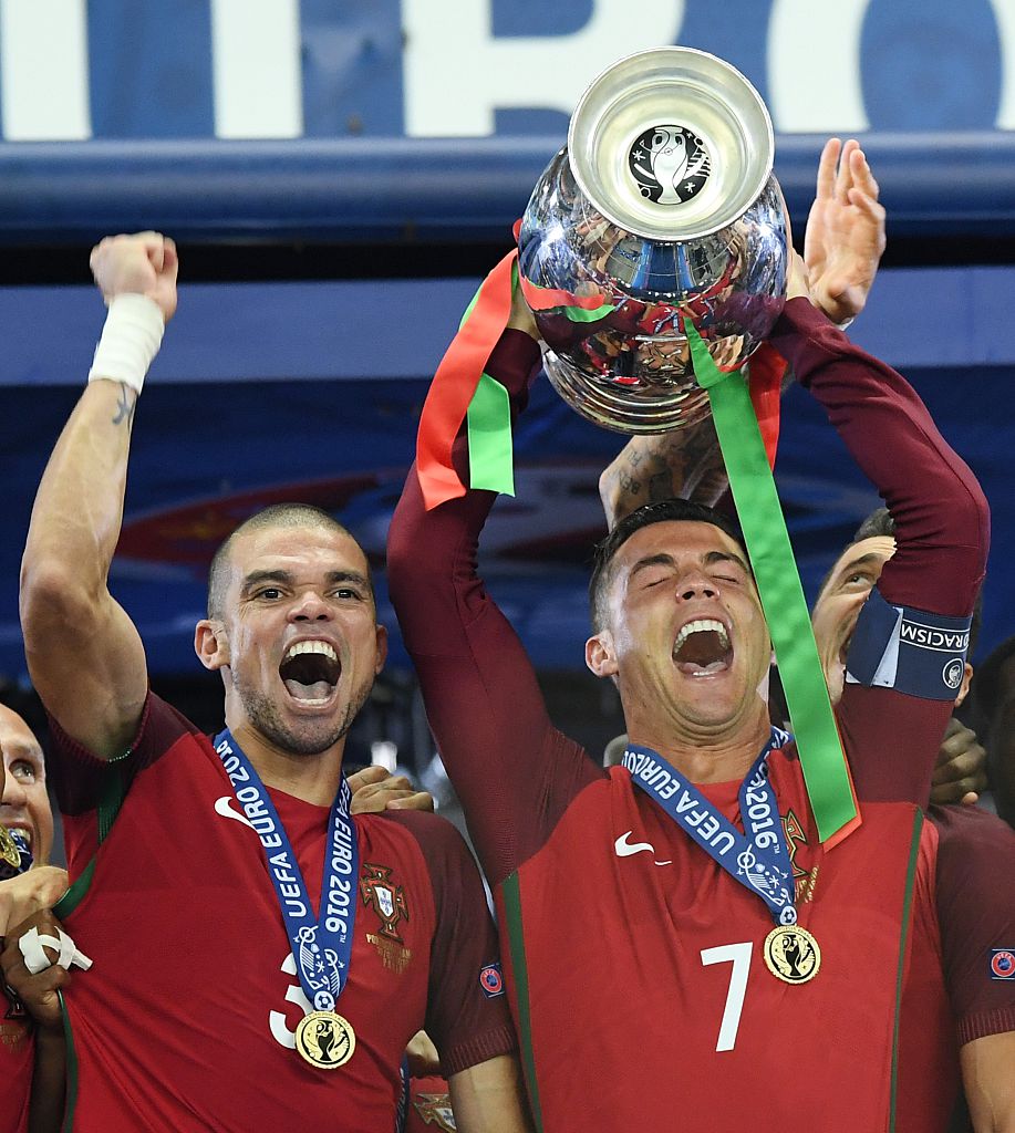 PORTUGALIA - FRANTA 1-0. Portughezii au castigat primul titlu european din istorie dupa un meci incredibil. REZUMAT VIDEO