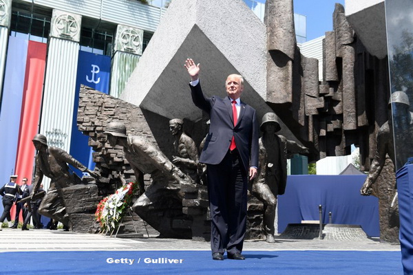 Discursul lui Donald Trump in Varsovia. I-a laudat pe polonezi si lansat acuzatii dure catre Rusia. Reactia Kremlinului - Imaginea 6