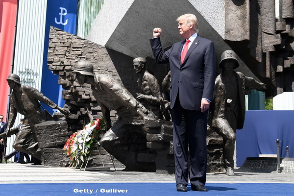 Discursul lui Donald Trump in Varsovia. I-a laudat pe polonezi si lansat acuzatii dure catre Rusia. Reactia Kremlinului - Imaginea 7
