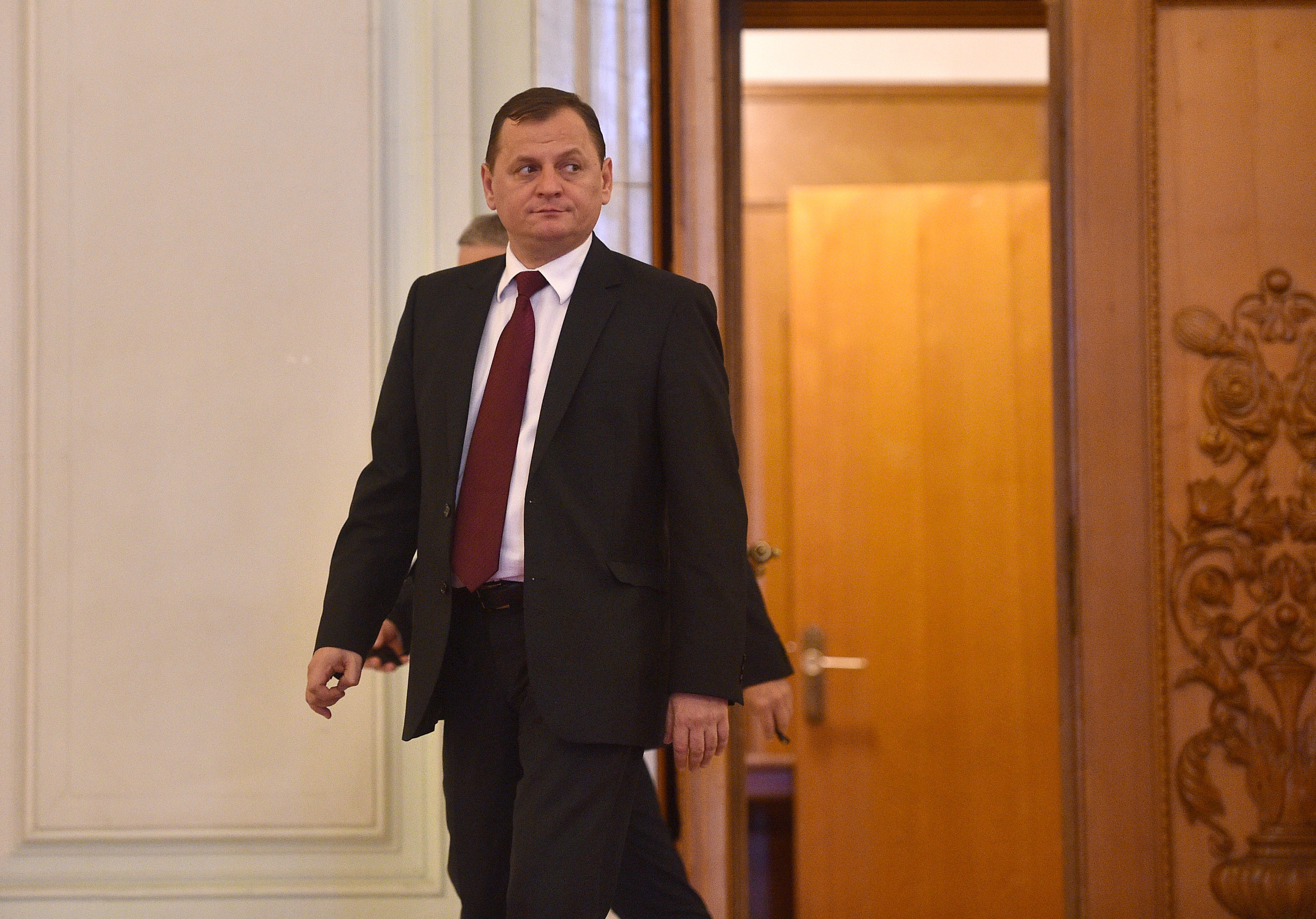 Fostul deputat PSD Gabriel Vlase a depus jurământul pentru funcția de director al SIE