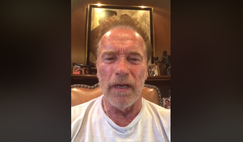Arnold Schwarzenegger îl atacă pe Donald Trump: ”A fost penibil. Ai stat acolo ca un laş”