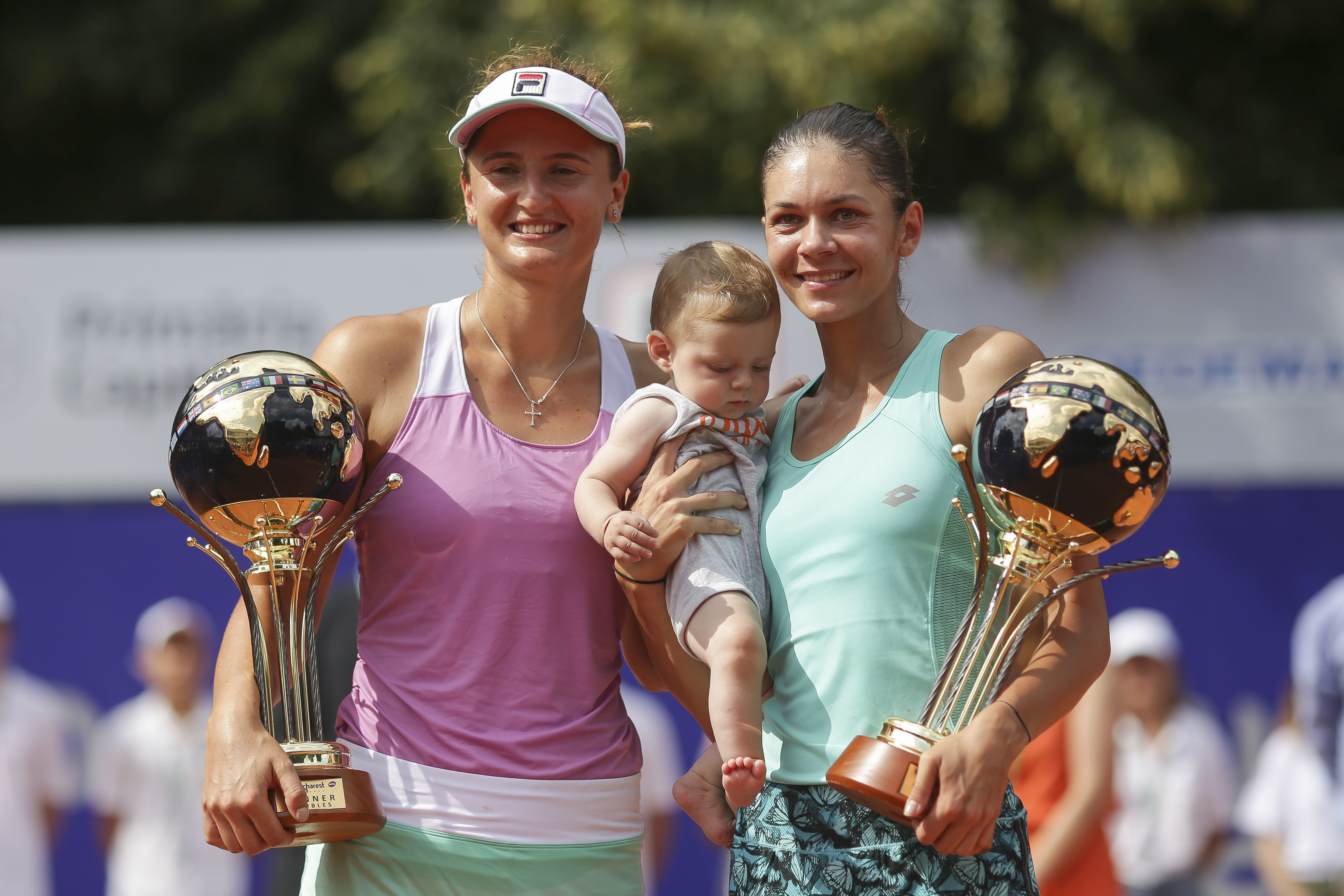Perechea Irina Begu/Andreea Mitu a câştigat trofeul BRD Bucharest Open